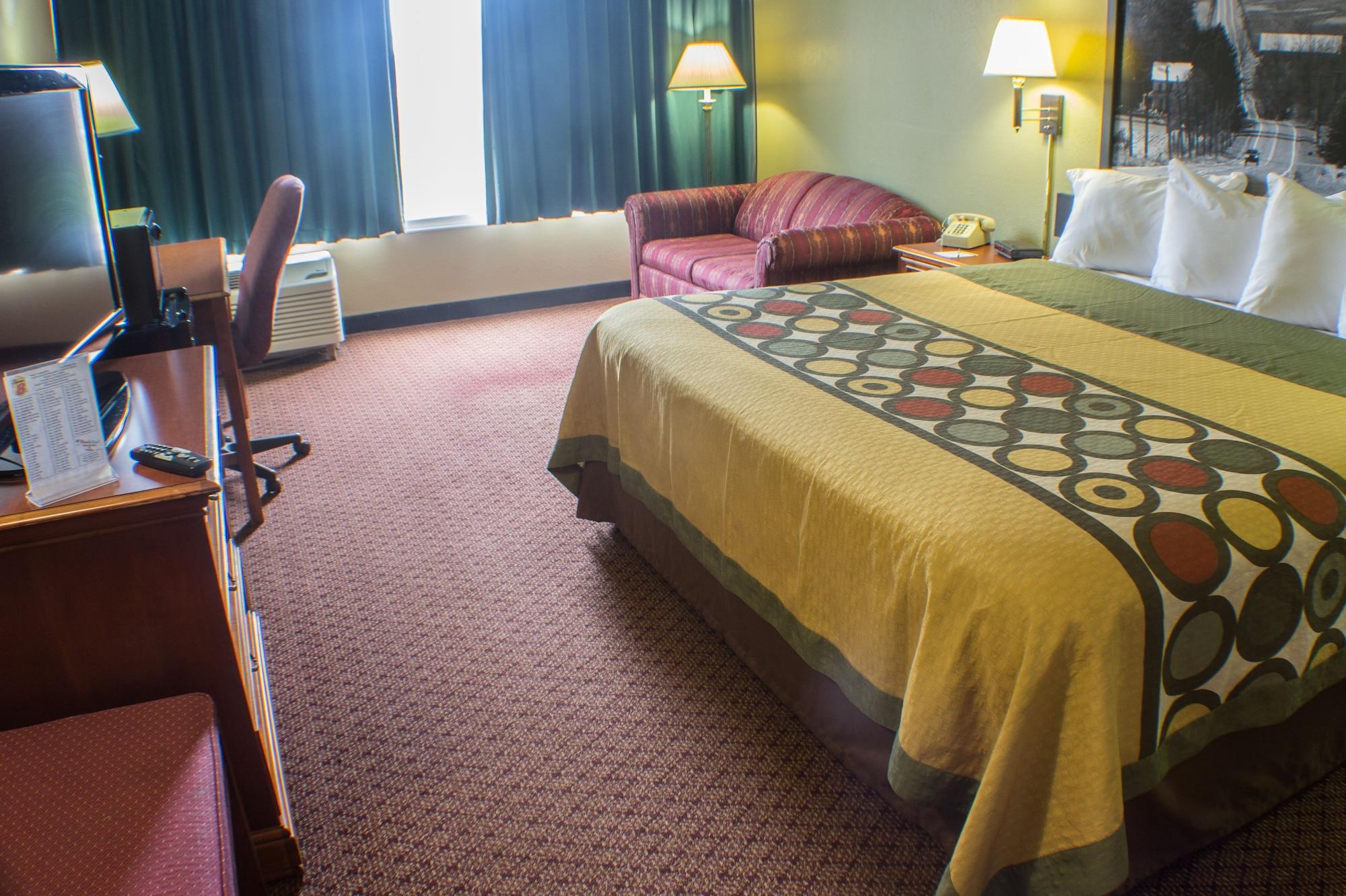 Super 8 By Wyndham Erie/i 90 Hotel Kearsarge