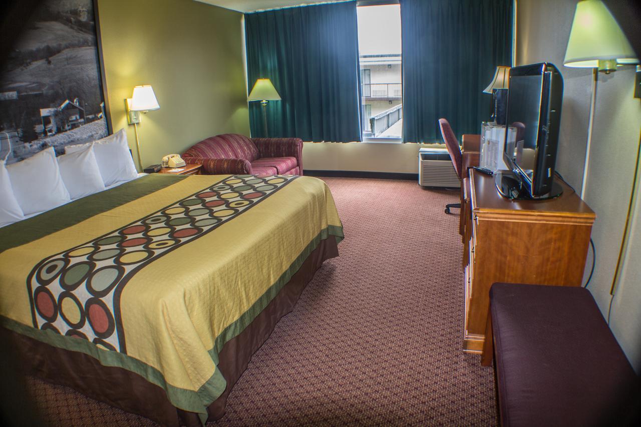 Hotel Super 8 By Wyndham Erie/i 90 Kearsarge