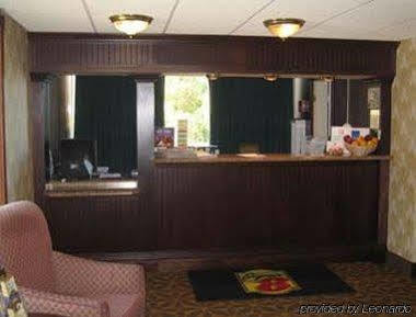 Super 8 By Wyndham Erie/i 90 Kearsarge