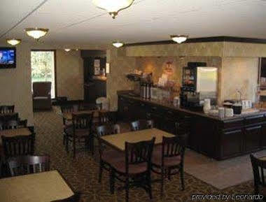 Super 8 By Wyndham Erie/i 90 2*