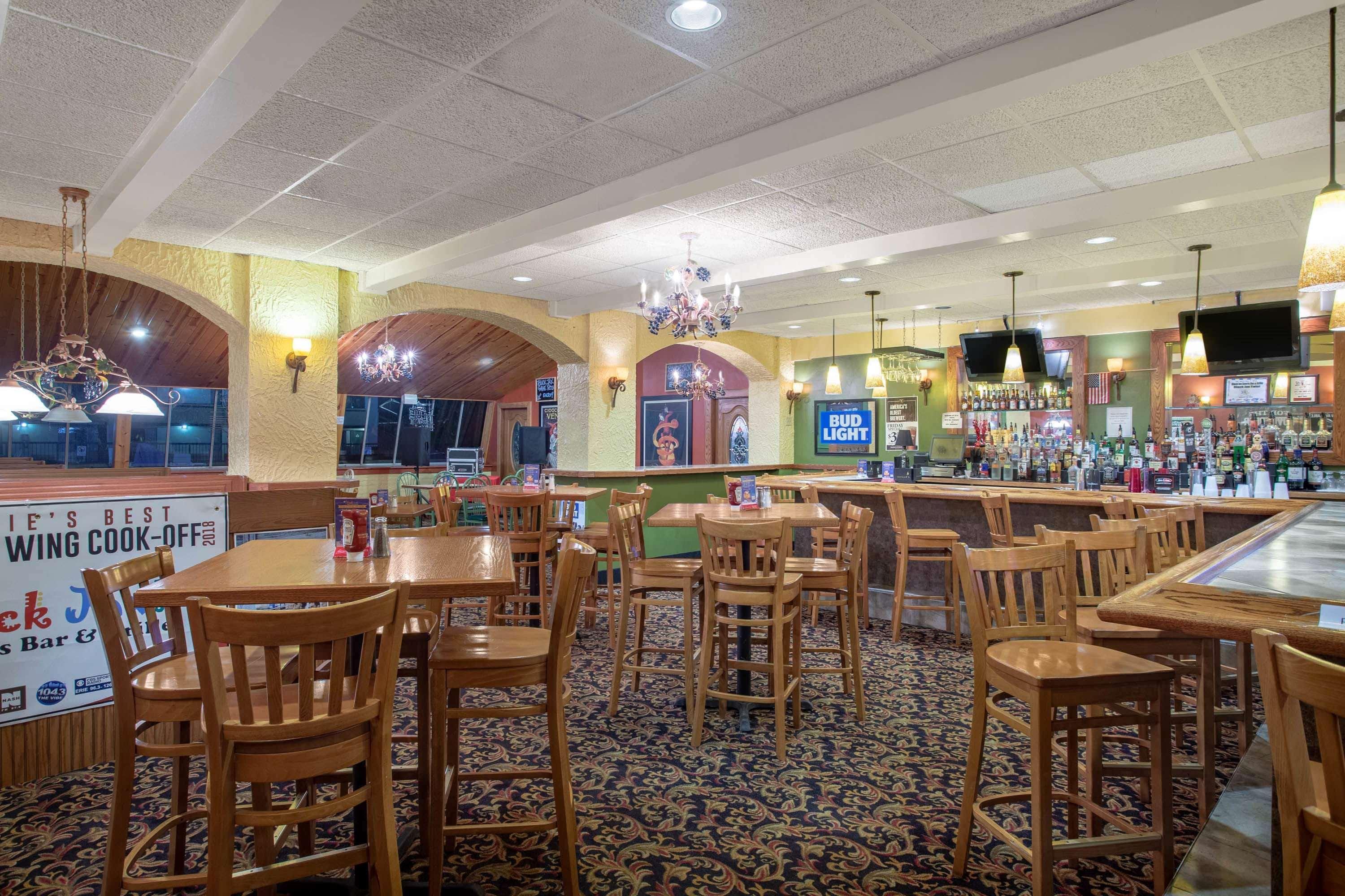 Super 8 By Wyndham Erie/i 90 2*